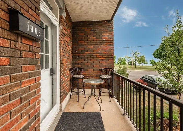 2 Bedroom Apartment - 1005